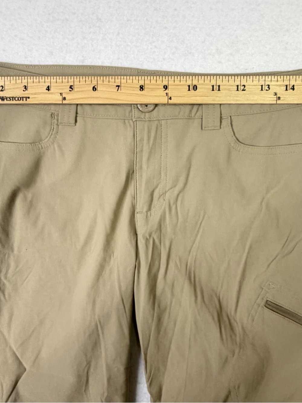 Eddie Bauer Pants Women Sz 8 Beige Rainier Capri Outdoor Hiking Lightweight - Picture 7 of 9